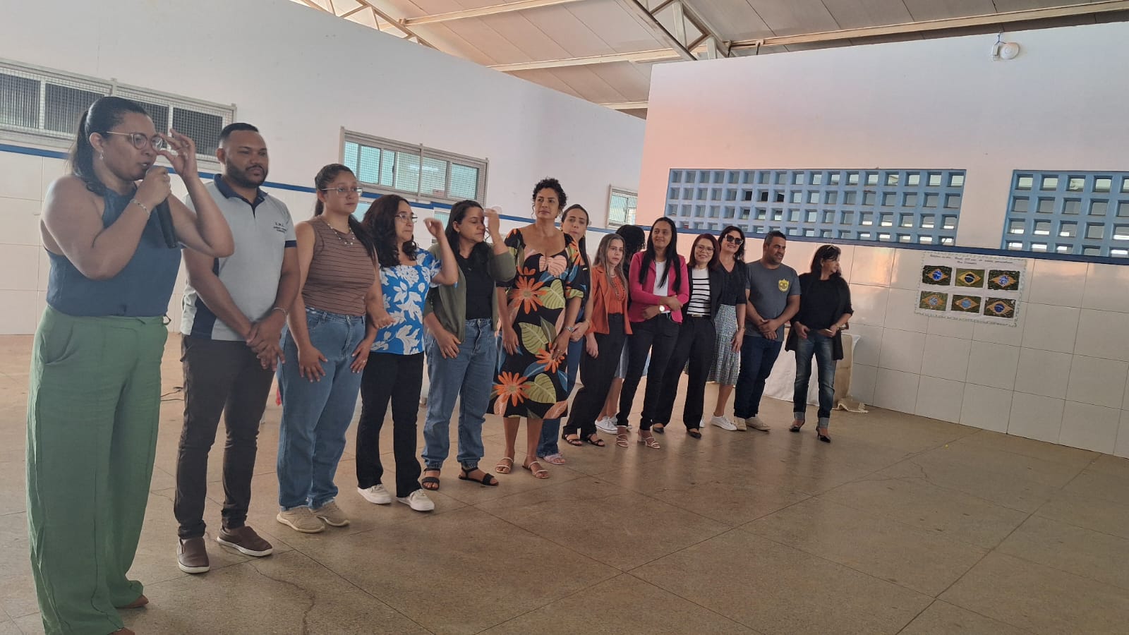 Visita às escolas